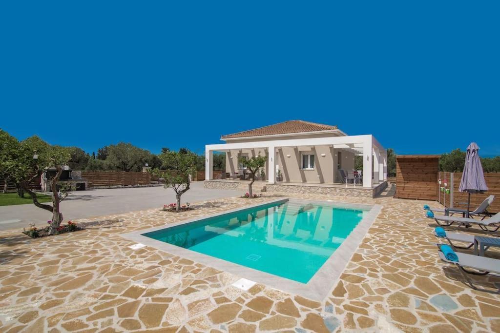 Villa Saliaj
